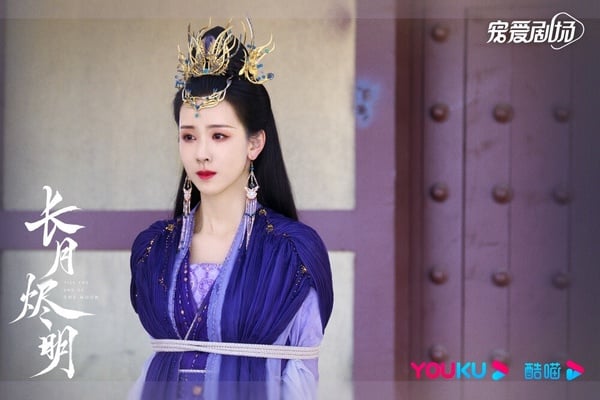 陸《長月燼明》配角介紹:陳都靈 飾演 葉冰裳/天歡/妺女