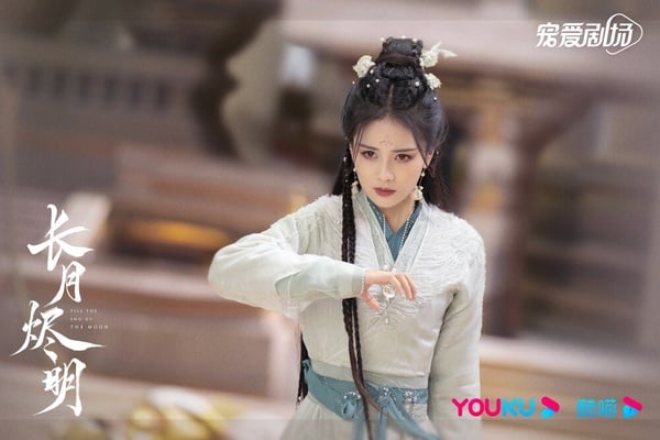 《長月燼明》主要角色:白鹿 飾演 黎蘇蘇/葉夕霧/桑酒