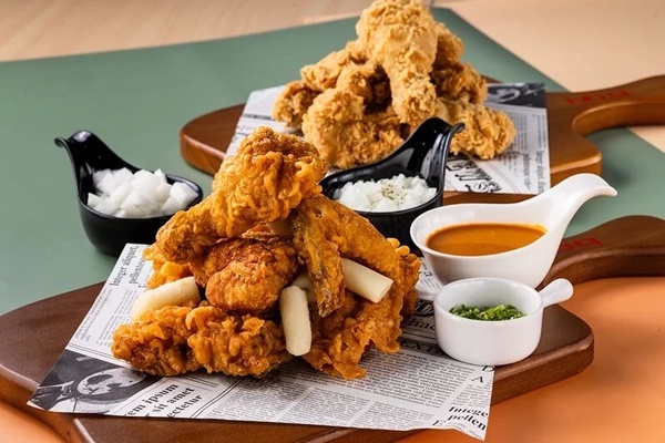 bb.q CHICKEN「2/17補班日優惠」:bb.q CHICKEN優惠半價開吃
