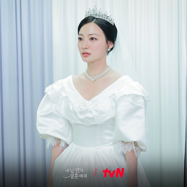2月「韓劇話題度」TOP10！《低谷醫生》評價好，《和我老公結婚吧》被罵翻收視依舊高！