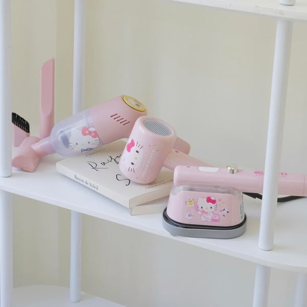 7-11「Hello Kitty周邊」快閃購！Kitty小廚電、露營系列可愛又實用，幾米聯名包款必收