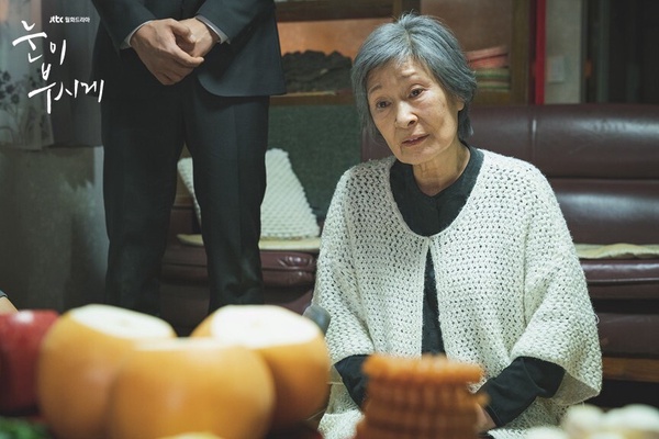 金惠子奶奶最後一部作品!《耀眼》編劇+《出走日記》導演,非看不可的華麗陣容!