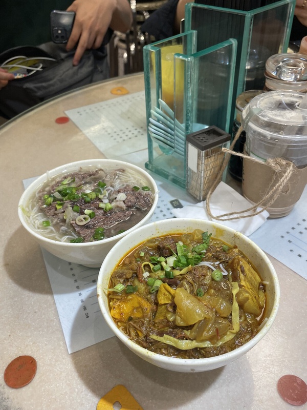 香港必吃餐廳美食推薦#１：九記牛腩