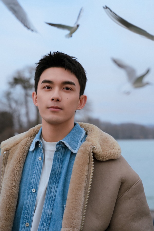 陸劇10位「小說照進現實」的學霸明星!《在暴雪時分》吳磊北影第一,趙今麥是中戲第一
