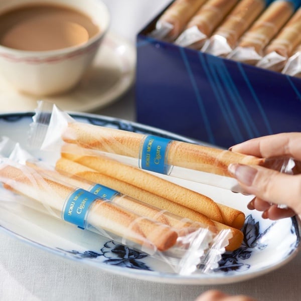 日本必買伴手禮/零食推薦１：YOKU MOKU 雪茄蛋捲