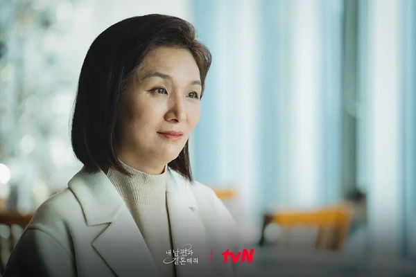 《和我老公結婚吧》漫畫結局比劇情狗血！鄭秀敏殺婆婆，朴敏煥想害死秀敏反被自己燒死
