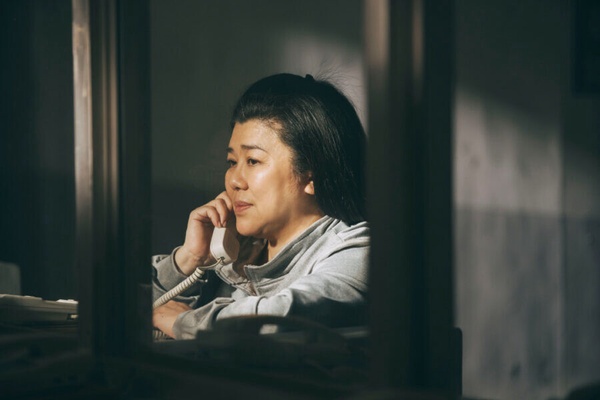 Netflix台影《惡女》真實事件！被告支持者多、還在獄中結婚，找林美秀來演有原因！
