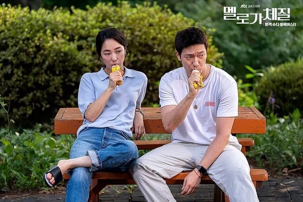 Netflix 8部熱度低但超好看韓劇!《浪漫的體質》好療癒,金智媛這部不輸《淚之女王》
