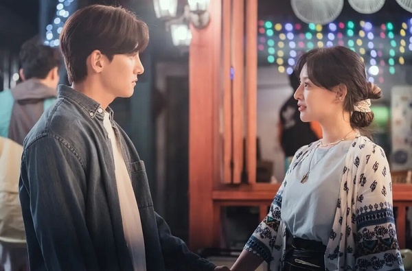 Netflix 8部熱度低但超好看韓劇!《浪漫的體質》好療癒,金智媛這部不輸《淚之女王》