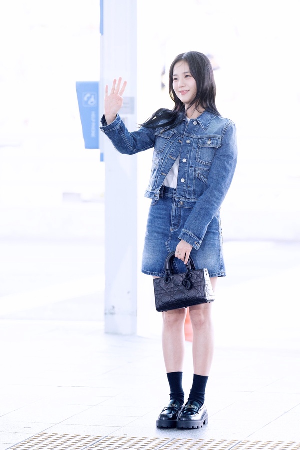 2024秋冬巴黎時裝週出席的K-pop偶像:BLACKPINK全員出擊, 他在LV女裝走秀創下紀錄!