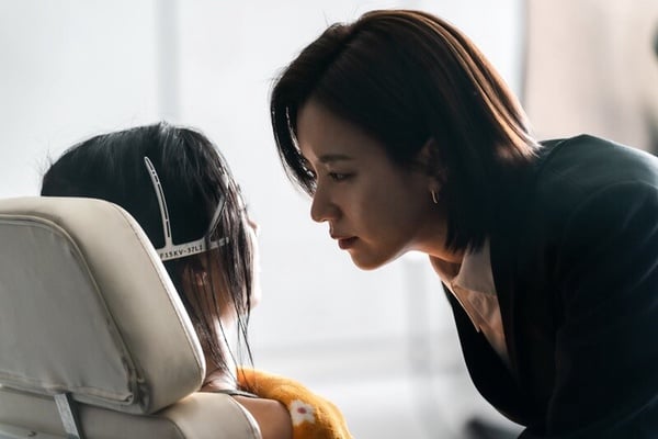 《支配物種》結局伏筆、劇情看點！人工培植肉科幻題材，韓孝周、朱智勛生死未卜？