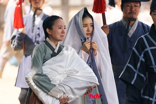 《魅惑之人》結局後演員近況!曹政奭轉型創作歌手於Netflix出道,他將合作IU李知恩!