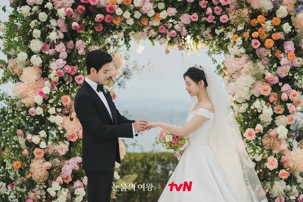 2024「超高顏值韓劇CP」TOP10！《淚之女王》金秀賢&amp;金智媛太養眼，IU&amp;朴寶劍顏控必追