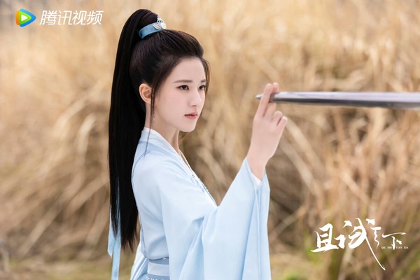 盤點趙露思古裝角色:《珠簾玉幕》路透照美上熱搜