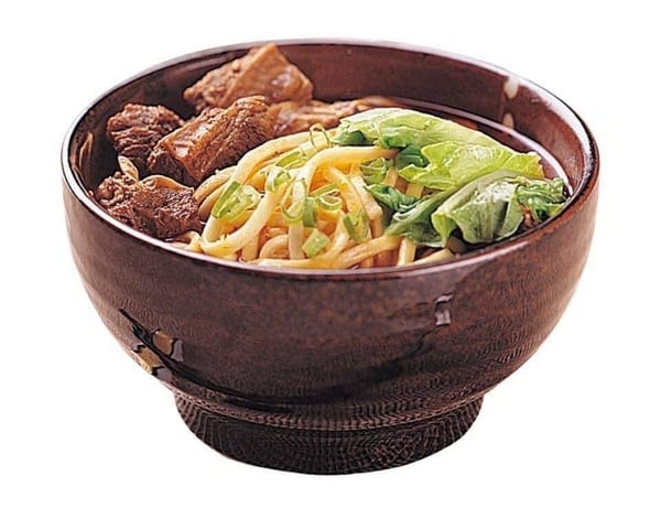 錢櫃必吃TOP 1：雙寶紅燒牛肉麵