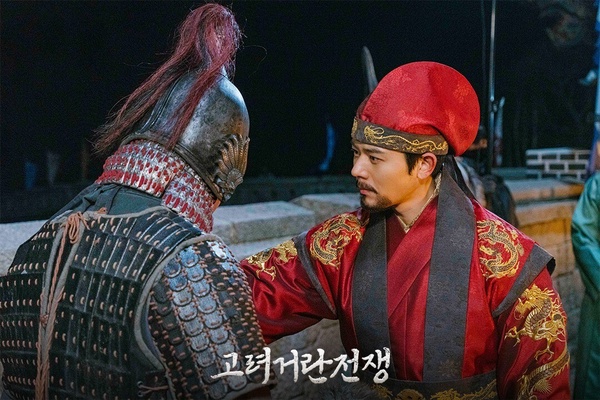 3月「最熱門」韓劇TOP10！《財閥X刑警》第7輸《低谷醫生》，《淚之女王》是真大紅啦！