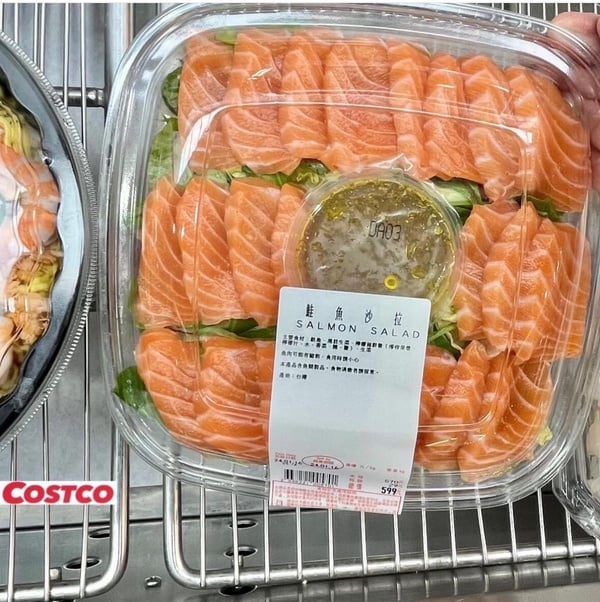Costco好市多3月話題新品：鮭魚沙拉、鮮蝦沙拉堡、肉鬆生乳蛋糕、焦糖餅乾蛋糕必吃