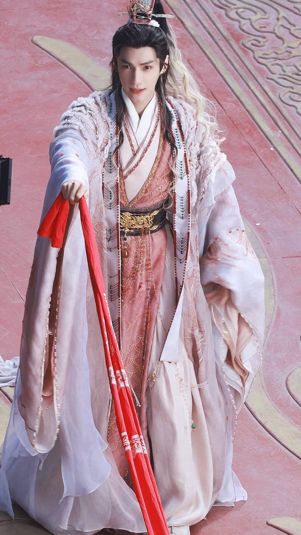 2024大男主古裝劇10位男神！任嘉倫《烈焰》沒《周生如故》帥，肖戰、楊洋根本天選古人
