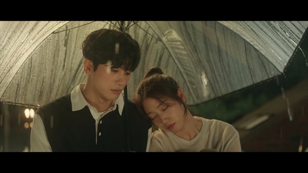 Netflix《低谷醫生》20句治癒台詞：「就算不是很幸福，我也想要過得還算不錯。」