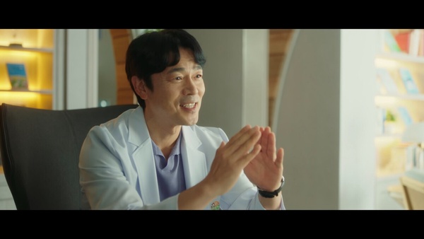 Netflix《低谷醫生》20句治癒台詞：「就算不是很幸福，我也想要過得還算不錯。」