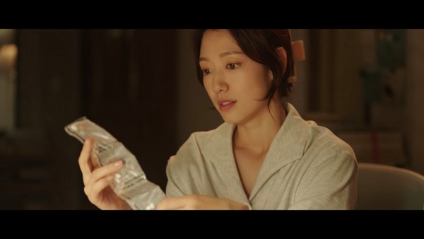 Netflix《低谷醫生》20句治癒台詞：「就算不是很幸福，我也想要過得還算不錯。」