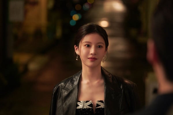 「高允貞」人物全解析：美到成整形範本No.1、代表作《異能》《Sweet Home》演技封神