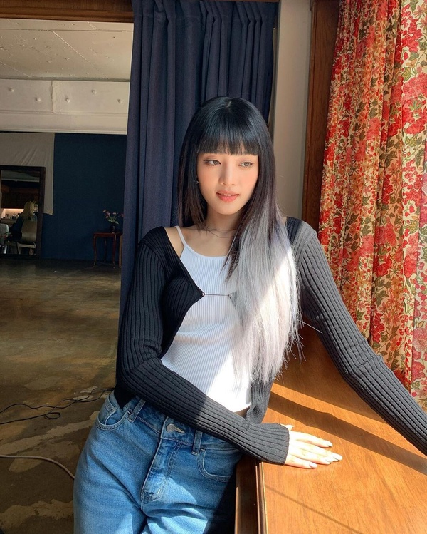 2024春季「韓國小眾服飾」推薦!薇娟同款詢問度爆表、員瑛代言ROLAROLA少女感滿滿!