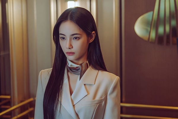 《篡位》無法超越《美好世界》5原因:女主演技呆板太出戲,李宰旭戀情話題度高於作品