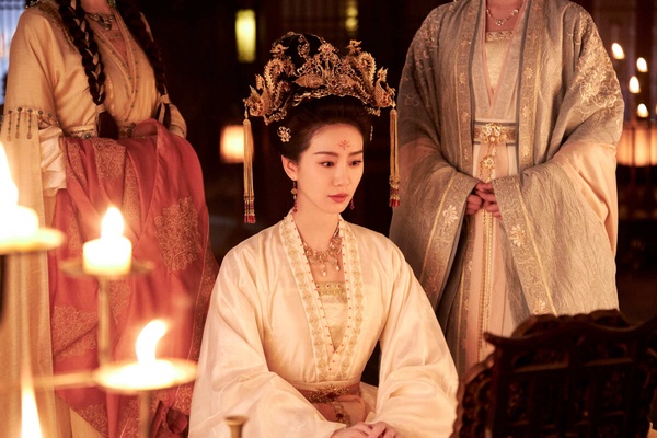 網評古裝劇「儀態最有古韻」女星TOP10！鞠婧禕挨批，《與鳳行》趙麗穎第5，冠軍不意外