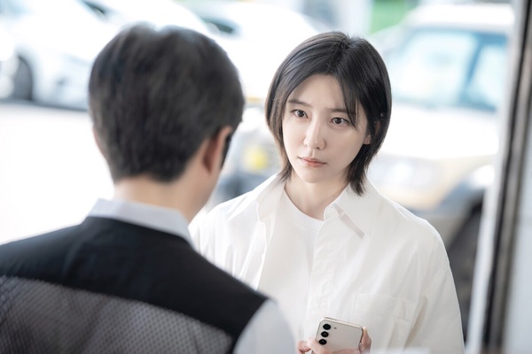 近期韓劇「搜尋度」TOP10!《金字塔遊戲》第4輸《財閥X刑警》,《淚之女王》太厲害了