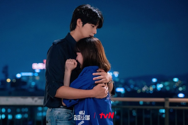近期韓劇「搜尋度」TOP10!《金字塔遊戲》第4輸《財閥X刑警》,《淚之女王》太厲害了