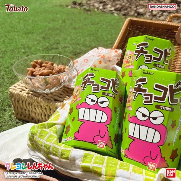 蠟筆小新粉絲衝全家！蠟筆小新最愛「巧克比可可風味餅乾」登台開賣，再送蠟筆小新貼紙