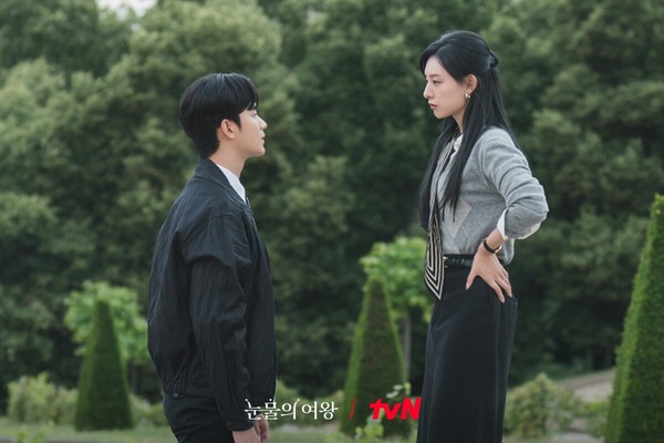 近期熱播韓劇「首播收視」排行TOP7!《Hide》第4輸《美好世界》,冠軍竟打敗《淚之女王》