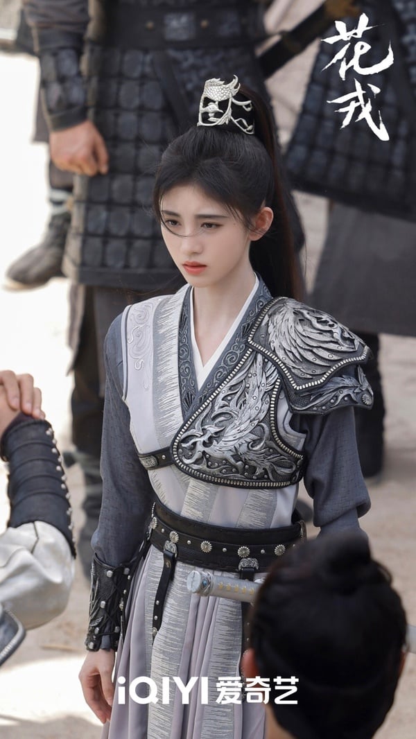 盤點9位古裝鎧甲女神！趙麗穎演女王爺霸氣，趙露思軍裝經典，《錦月如歌》周也太美了
