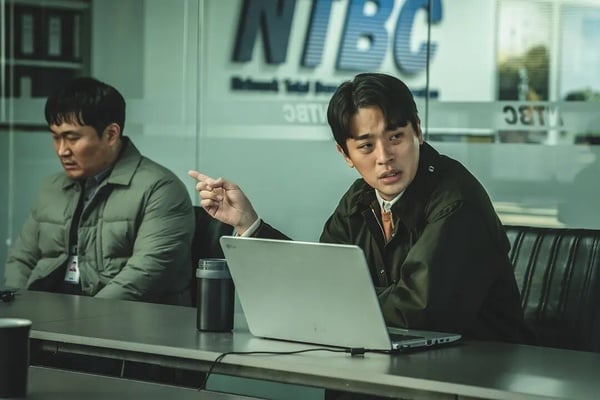 Netflix「最熱門」原創韓劇TOP10！《殺人者的難堪》第10《黑暗榮耀》第2，冠軍真的狂