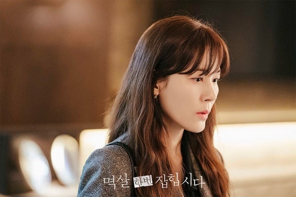 「INFJ提倡者」的10個性格「陰暗面」!高度自我保護又偏執,常讓人覺得難接近