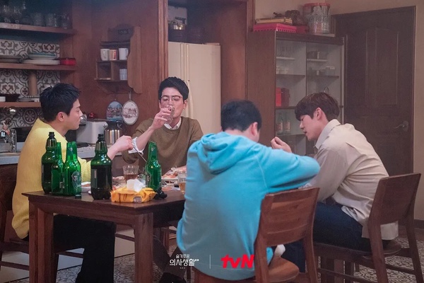 近3年「豆瓣評分最高」韓劇TOP10！金智媛《出走日記》第6輸《黑暗榮耀》，冠軍高達9.5