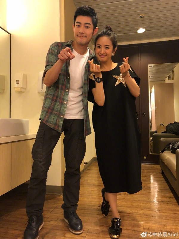 林依晨搭檔過的男神!《不夠善良的我們》二搭賀軍翔,合作鄭元暢、胡歌、馮紹峰全大火