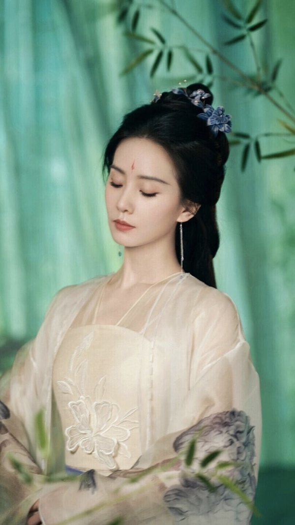 網評「最等不及想看她的劇」古裝女神TOP10!趙露思第十,《與鳳行》趙麗穎前排不意外