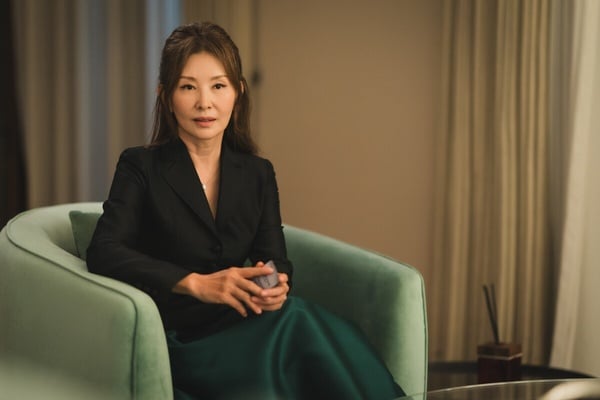 《淚之女王》小三李美淑現實比戲裡更狠毒!韓國公認壞女人,遭指是張紫妍案幕後黑手!