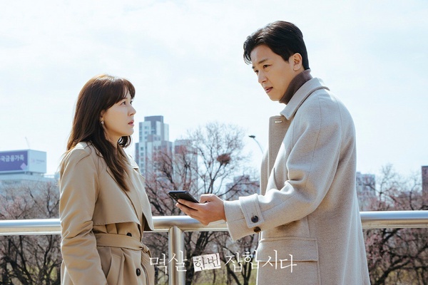 網評「近期最推薦追」韓劇TOP8！《寄生獸》第5輸《背著善宰跑》,《淚之女王》錯過可惜