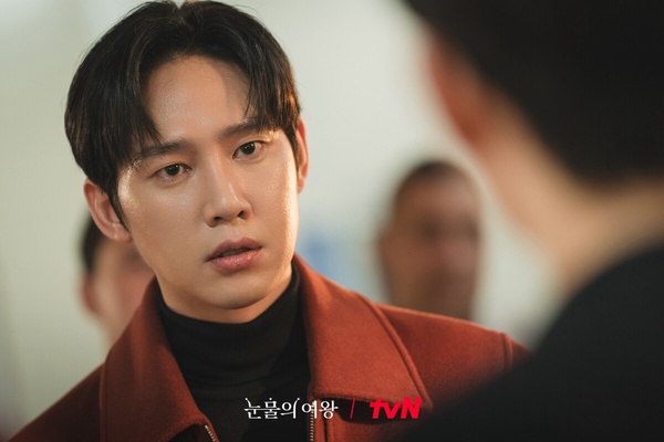 4月韓劇演員品牌評價TOP10!《淚之女王》金智媛第5輸《背著善宰跑》邊佑錫,冠軍是他