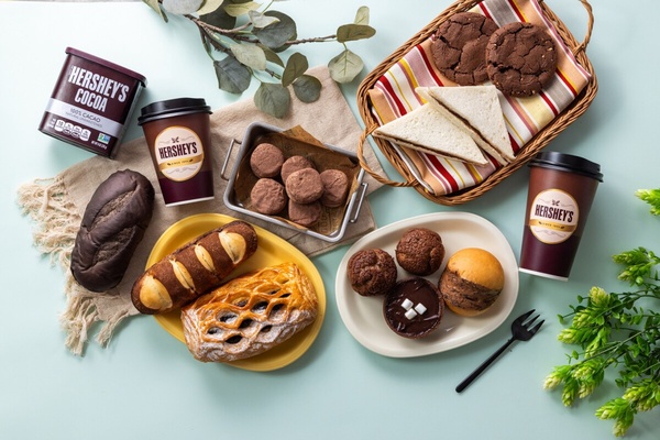 「7-11 x HERSHEY’S」10款甜點開賣！好時經典可可、爆餡巧克力羅馬包、巧巧丹麥必吃