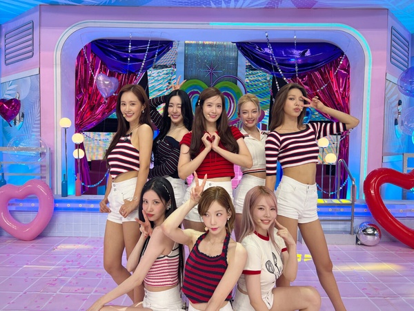 4月K-pop女團品牌形象TOP10：BABYMONSTER逆襲第五