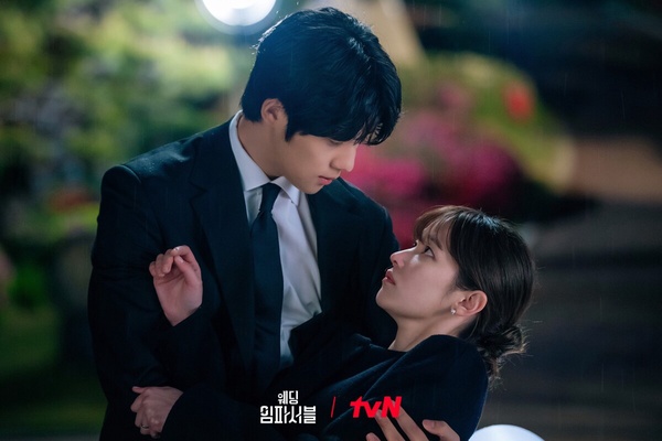 近期韓劇搜尋度TOP10！ 《美好世界》第3，《淚之女王》《寄生獸：灰色部隊》同爭冠軍