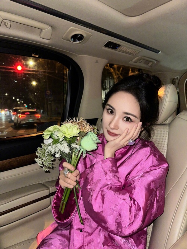 8位陸劇85花2024待播劇!《與鳳行》趙麗穎進組拍劇,劉亦菲1部,劉詩詩2部都是古裝劇