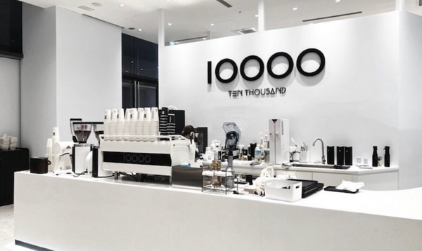 咖啡控朝聖!紐約10000咖啡「Ten Thousand Coffee」台北、台中連開2店,必點黑拿鐵