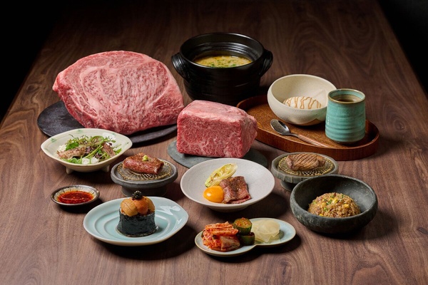 牛花 USHI HANA無菜單料理一整套單人售價2880元