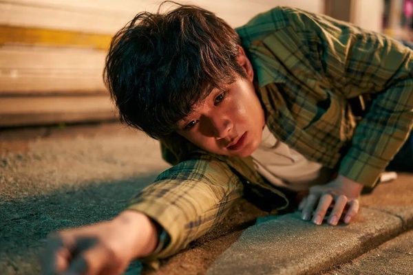 近期Netflix韓劇「全球積分」TOP6!《低谷醫生》第3,這部打敗金智媛《淚之女王》奪冠