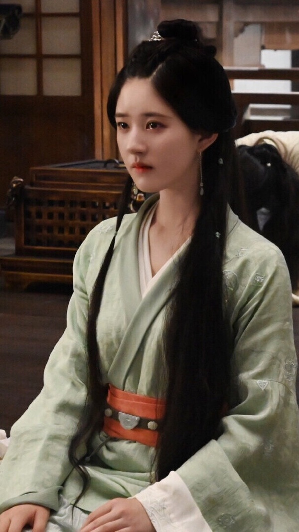 網評「最強資源咖」陸劇95花TOP10!趙露思第4,《惜花芷》張婧儀《玉骨遙》任敏進前三